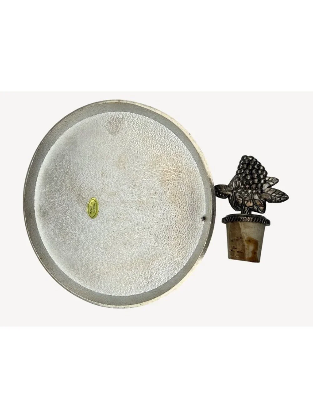 Mikasa Studio Nova Wine Bottle Holder & Cork Stopper Set Silver-Plated Grapevine